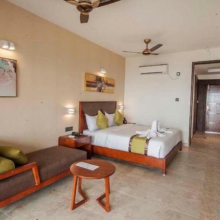 Hotel Sonar Bangla Taki Hasnabad ภายนอก รูปภาพ